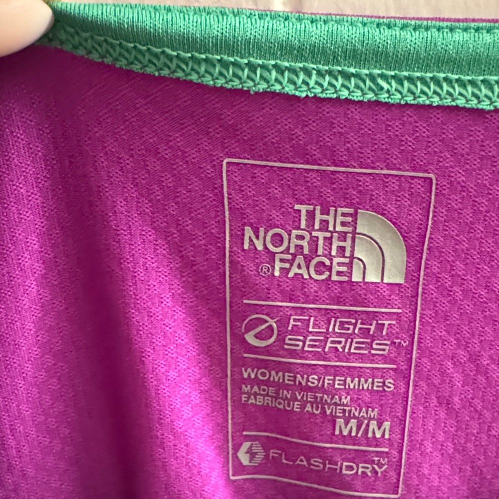 The North Face - Women's Green and Purple Flight Series Short Sleeve Tee -Size M - Picture 2 of 9